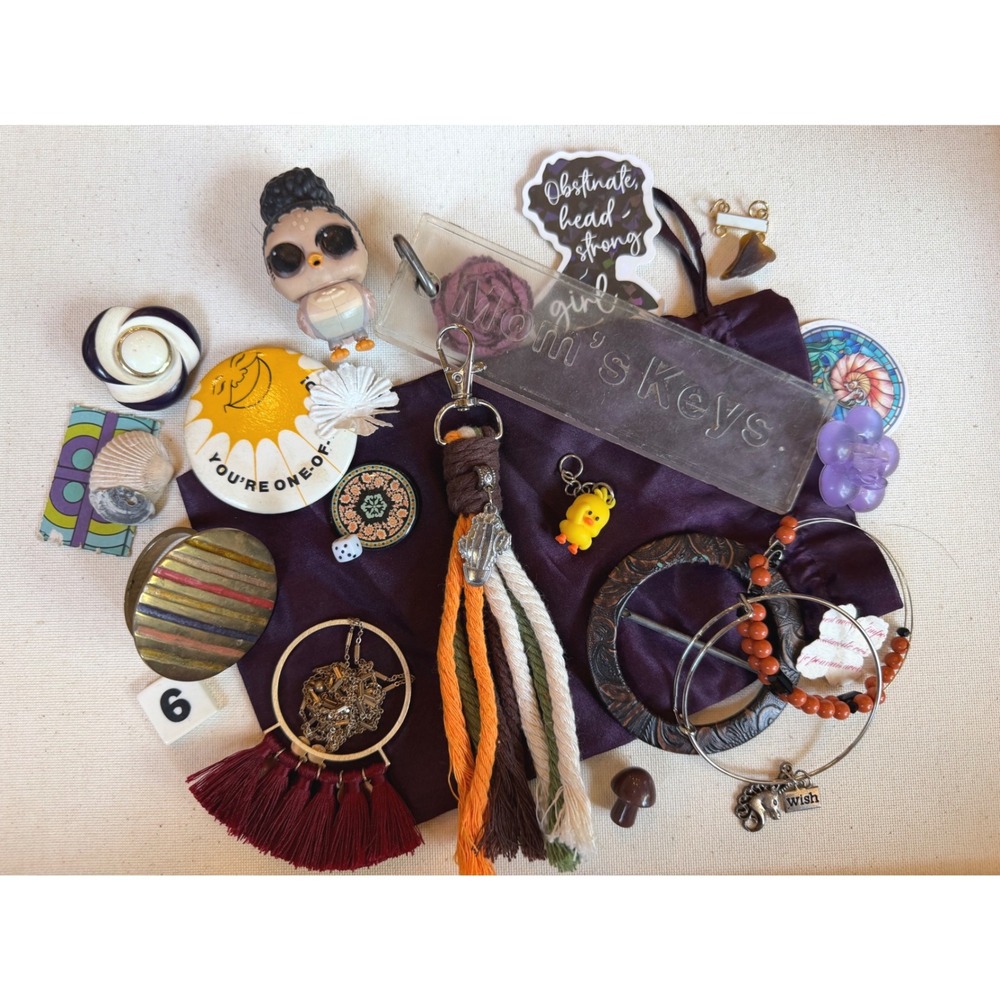Junk drawer Trinket Lot Jewelry Macrame Tassel Keychain Pins Charms‎ Stickers